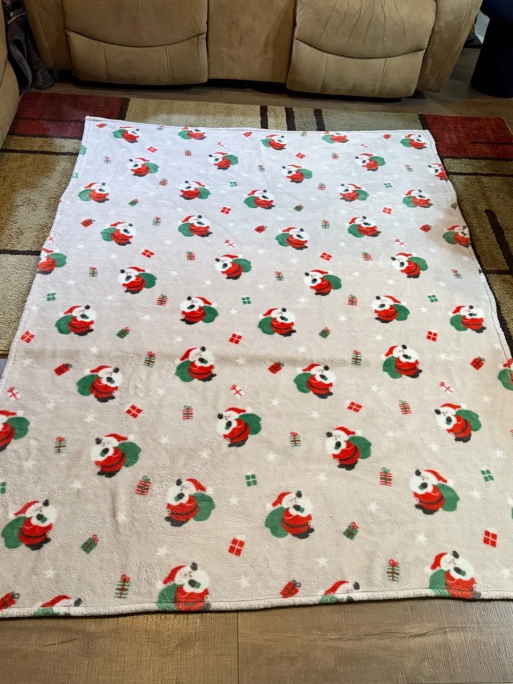 Christmas Santa Fleece Blanket 58x80 Soft Plush Holiday Throw Cozy